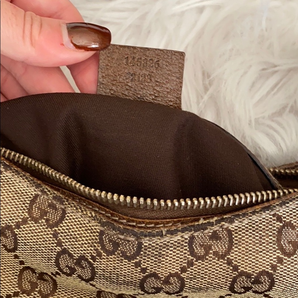 Vintage GUCCI Hobo Bag, Monogram Shoulder Bag - Picture 8 of 9